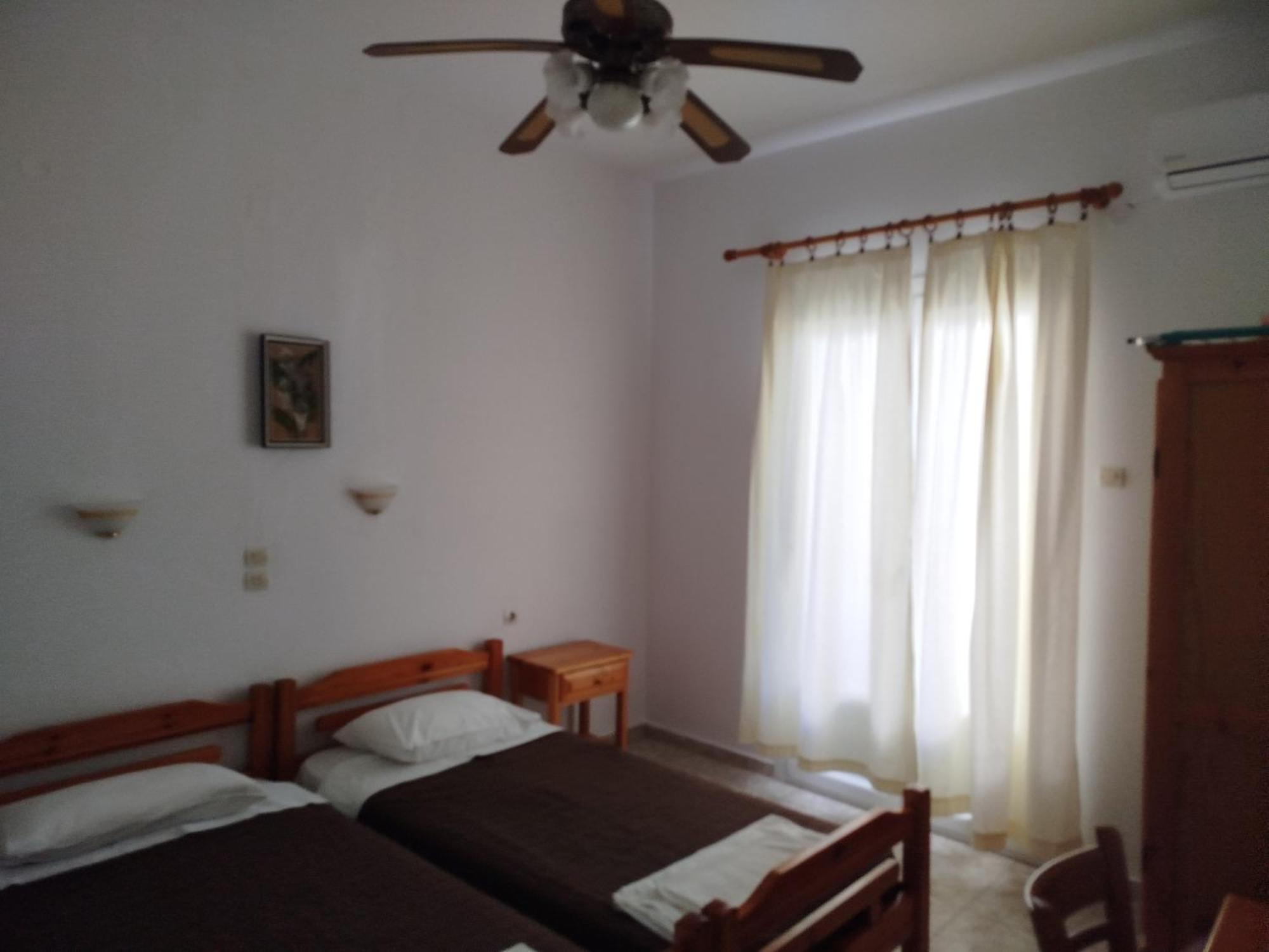 Karagiozos Studios & Apartments Skopelos Extérieur photo